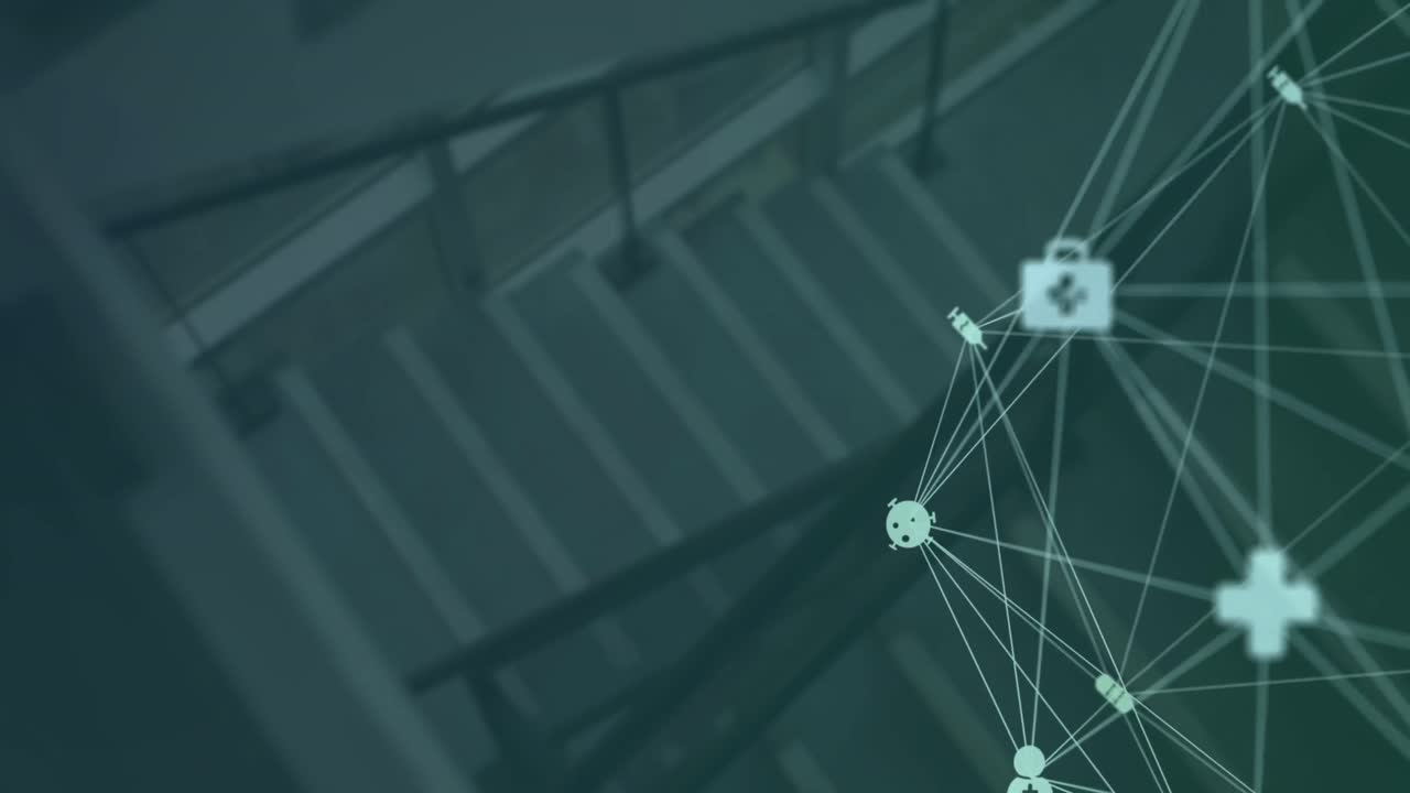 animación de iconos conectados que forman un globo sobre vista de ángulo alto de la escalera del edificio.