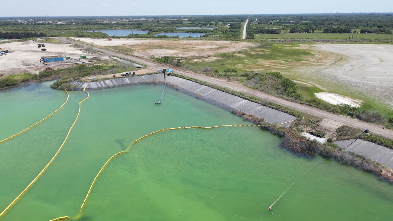 aerial close-up of Piney Point phosphate pool cleanup and pump