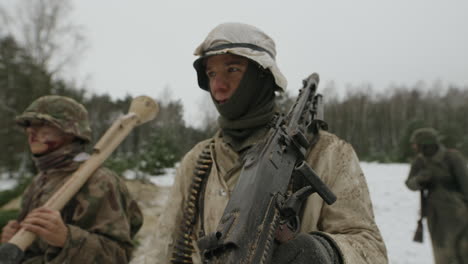 ww2 soldiers in winter