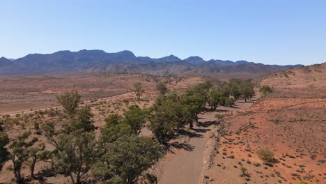 flyover iconic moralana scenic drive, flinders ranges national park