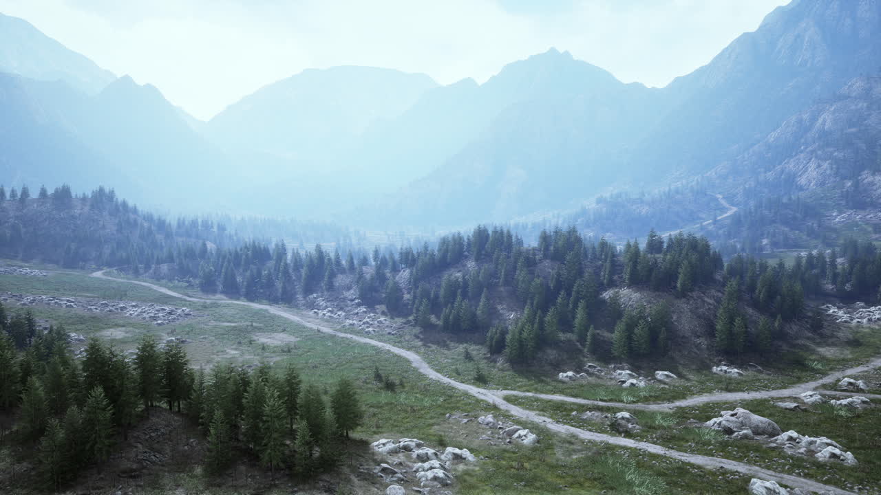 senderos de montaña a bosques senderos