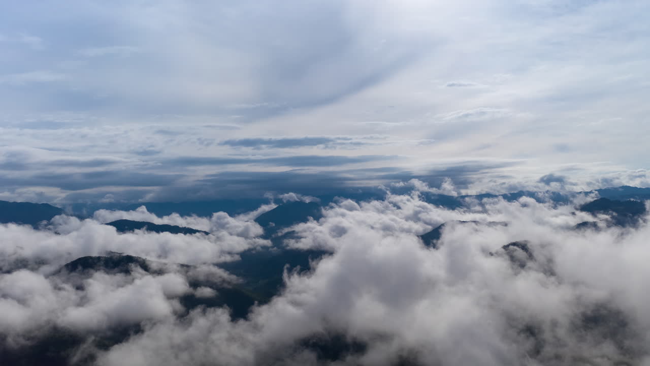 Time lapse Flying above clouds on rainy season, Moving cloud hyperlapse