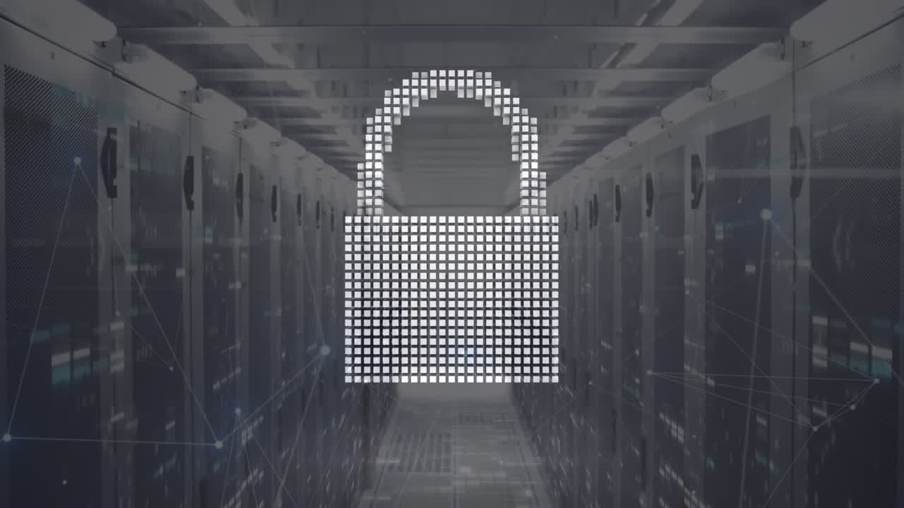 animación de cambio de candado de seguridad, escudo e icono de nube sobre cuadrados de mosaico en la sala del servidor
