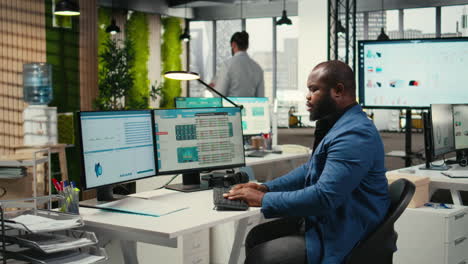 vertical video african american consultant engaged in planning and analysis
