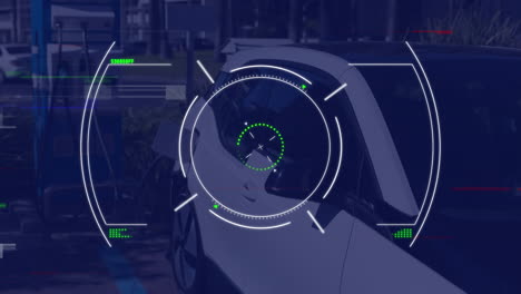 animación del procesamiento de datos del escáner circular sobre el coche eléctrico híbrido en el punto de carga