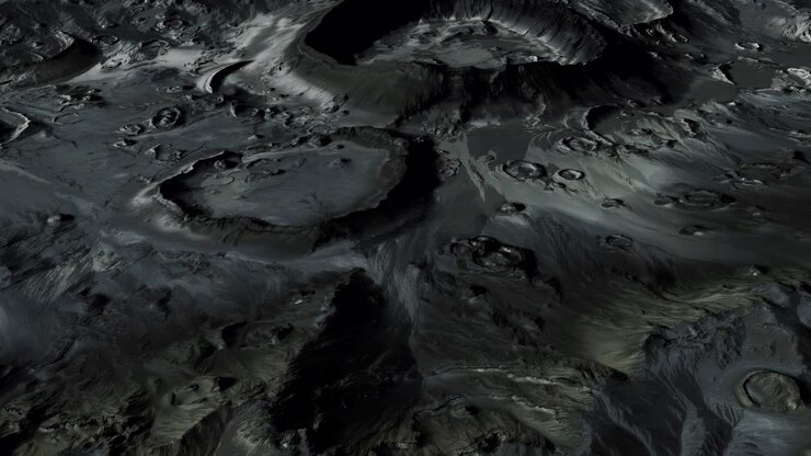 Superficie lunare con molti crateri