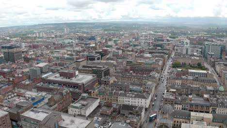 disparo descendente de un dron de la calle blythswood del centro de glasgow