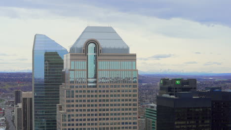 Top-of-a-skyscraper-building-in-a-downtown-setting-in-Canada