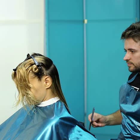 hair cutting in beauty salon
