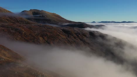 Wolkeninversion,-Schottisches-Hochland,-Antenne