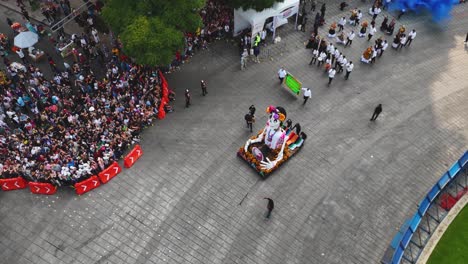 dia de muertos parade in mexico