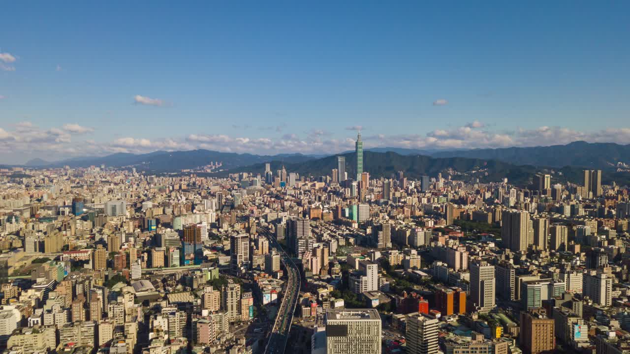 은 날 타이베이 시내 풍경 다운타운 공중 파노라마 4k 타임스 타이완