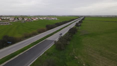 Vista-De-Drone-De-Carretera-Verde