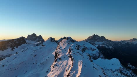 Winter-mountain-landscape-in-the-Dolomites-at-sunrise