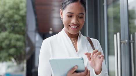 Walking,-tablet-and-happy-business-woman-in-city