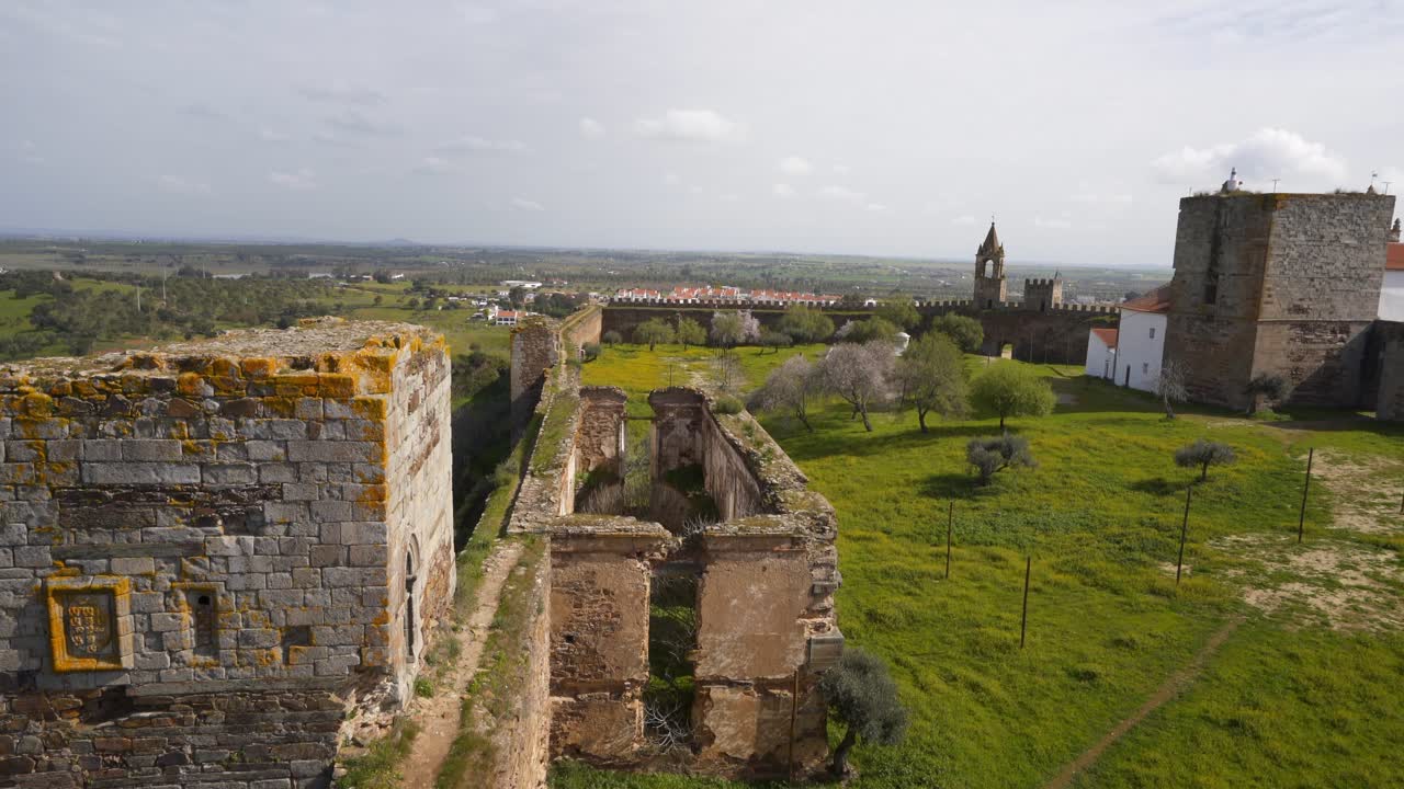 castillo mourao en alentejo, portugal