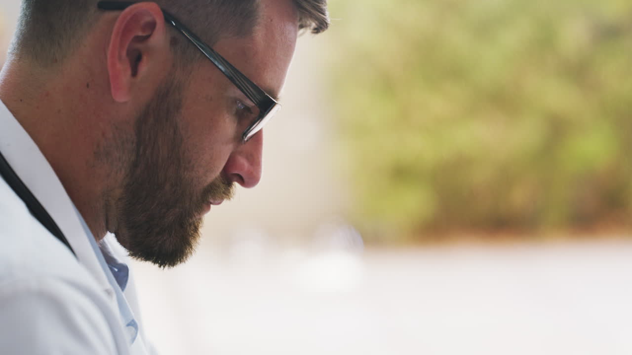 siempre trabajando duro por su juramento que tomé