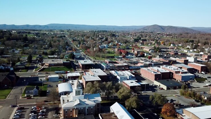 Panoramica aerea dall'alto su Wytheville, Virginia, Wytheville Va
