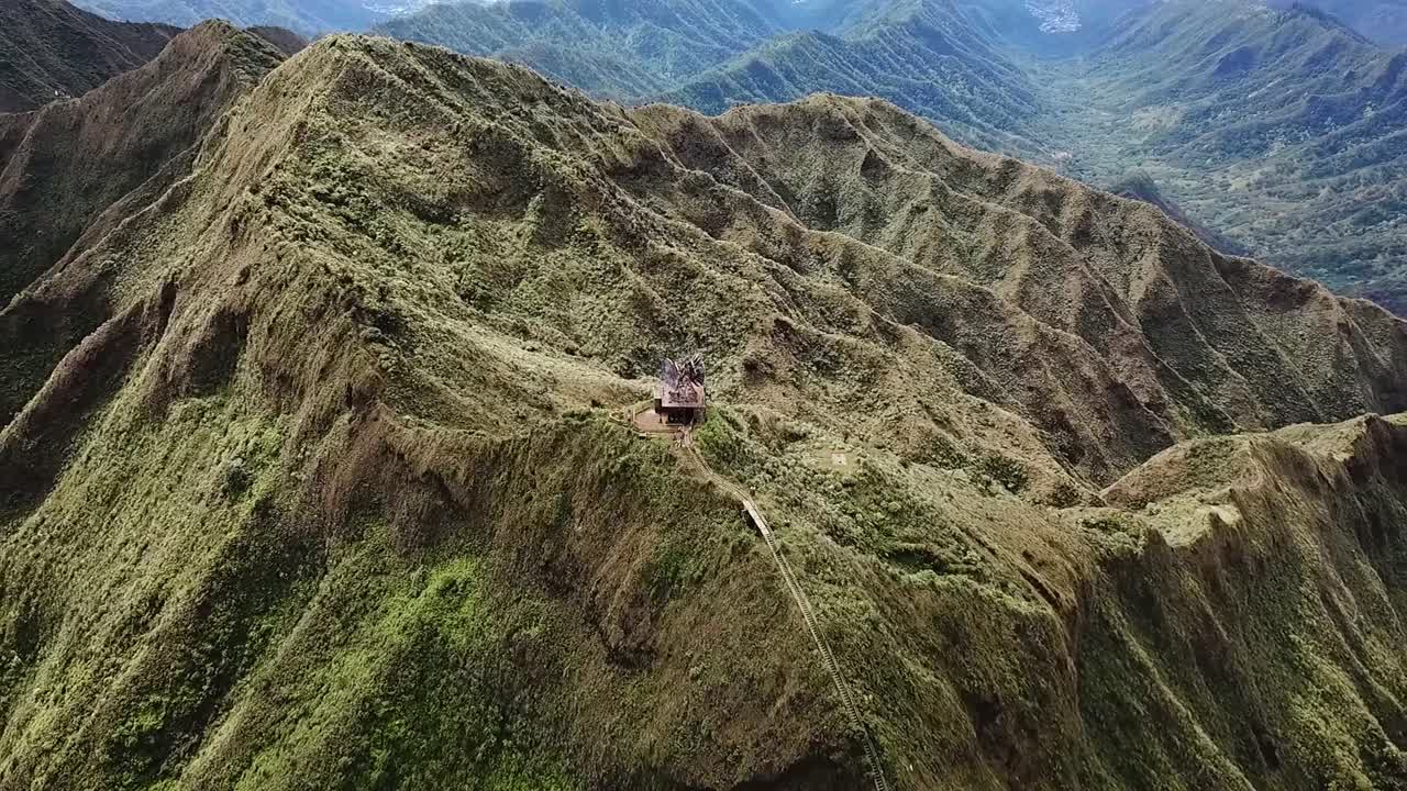 hawaii - volando sobre la escalera al cielo