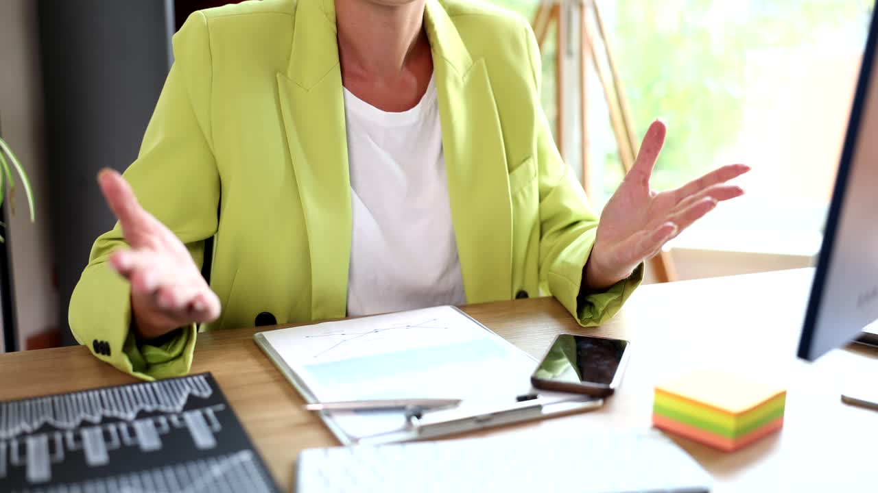 Business woman at her desk
