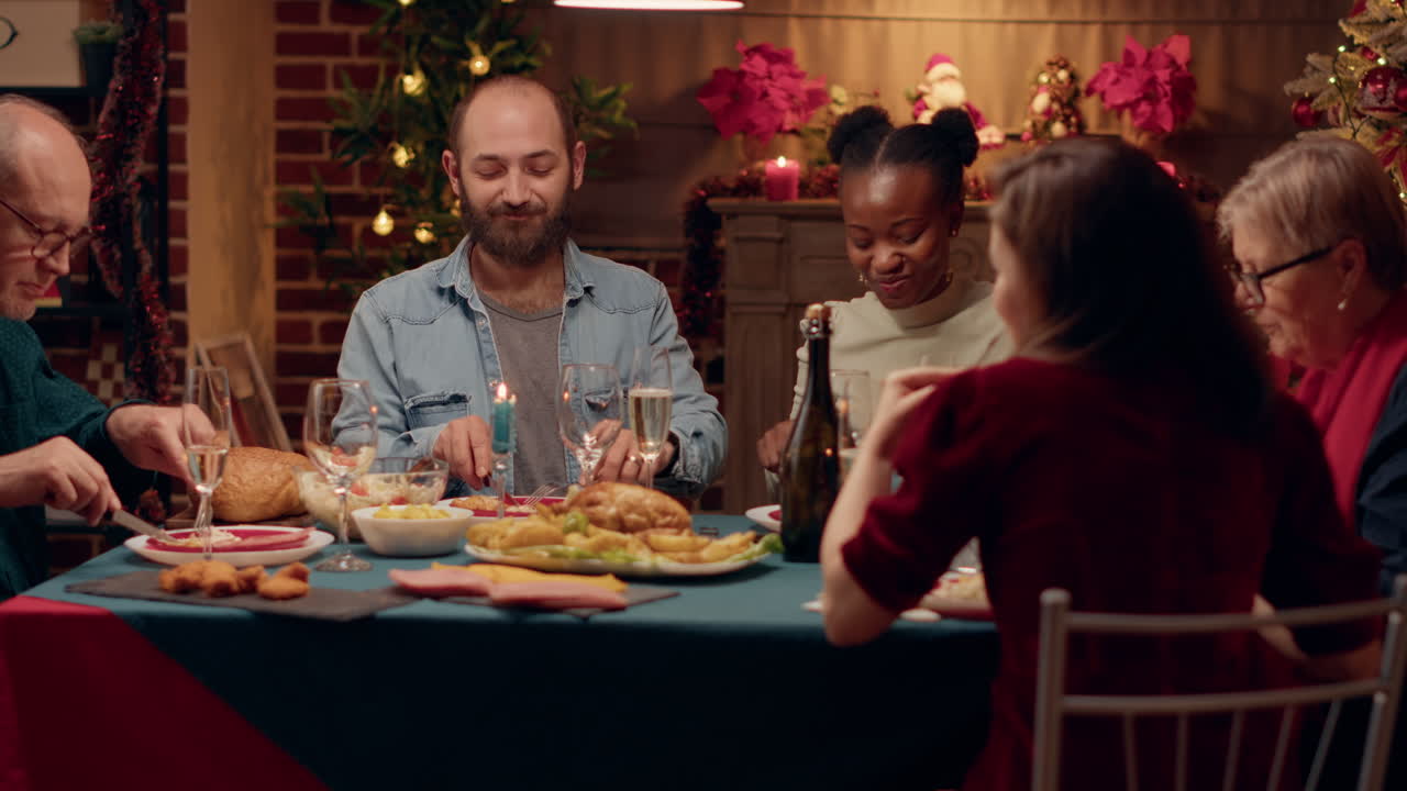 cena de navidad en familia