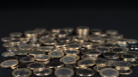 coins shooting with the stop motion technique