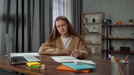 teenage girls studying together