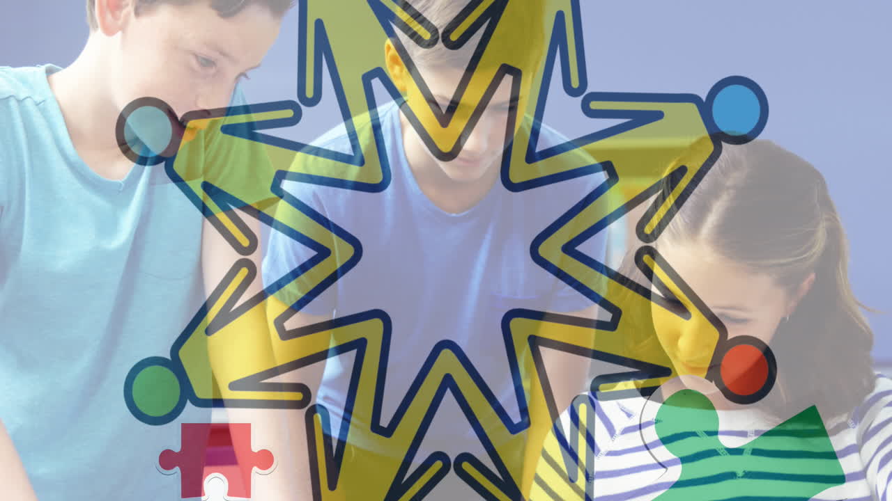 animación de piezas de rompecabezas e iconos sobre diversos escolares que usan tablets