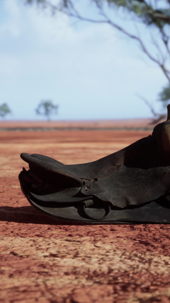 Una vecchia sella nell'Outback australiano