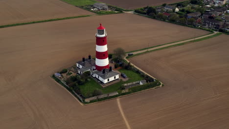 hyperlapse of happisburgh lighthouse rotating around it