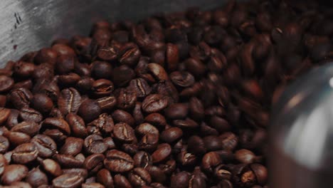 Roasting-process-of-the-coffee-beans