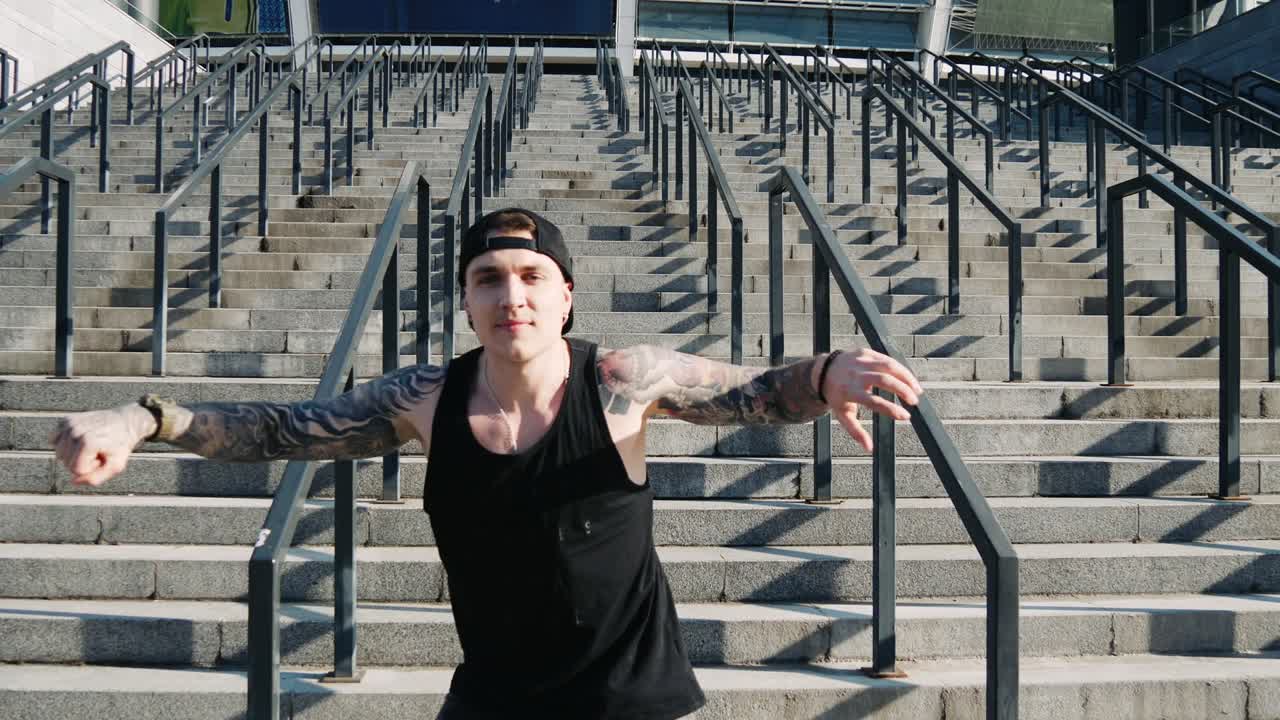 현대 합 스트리트 댄서, 문신이 있는 스터, 키, 도시 댄스, 프리스타일