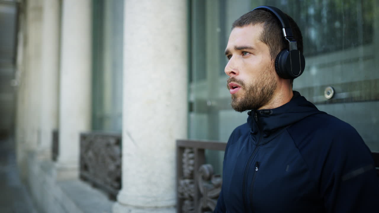 The music keeps him motivated