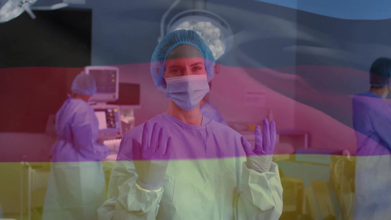 Chirurgo donna che alza le mani guantate in sala operatoria, bandiera tedesca che si trasforma in bandiera statunitense unendo team medici