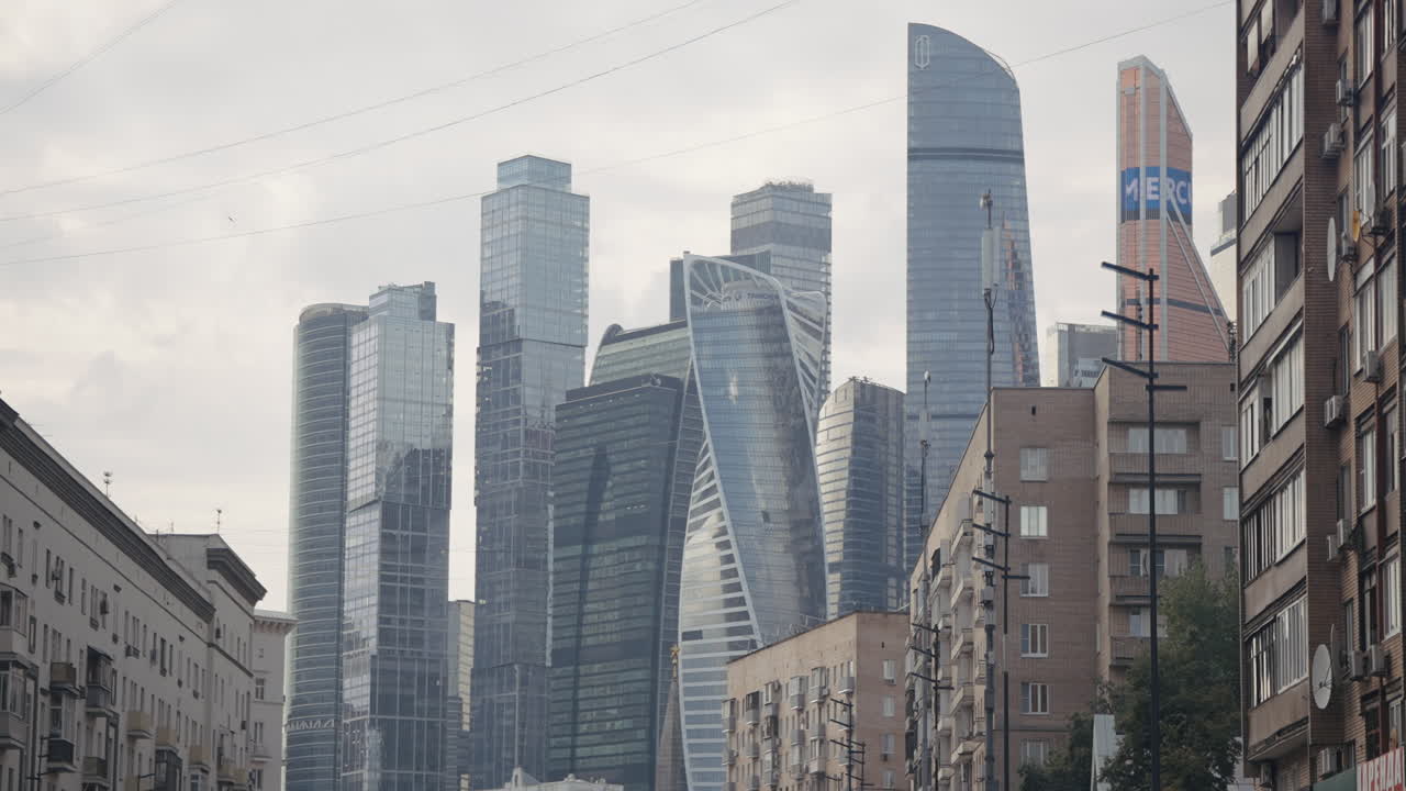rascacielos modernos en la ciudad de moscú