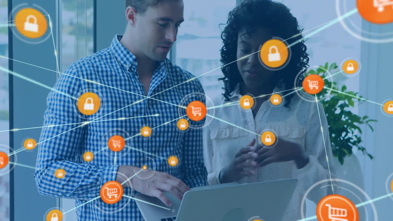 animación de la red de conexiones con íconos de compras en línea en diversas personas de negocios