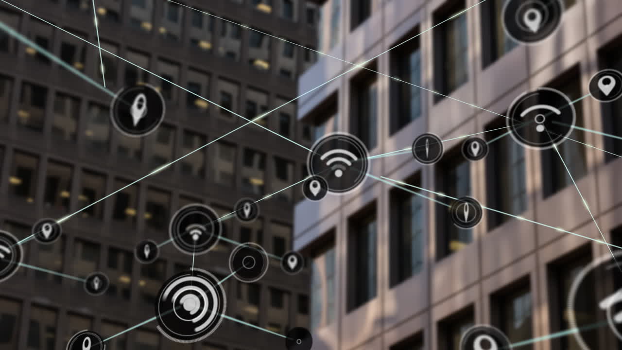animación de la red de conexiones con iconos sobre edificios de oficinas modernos
