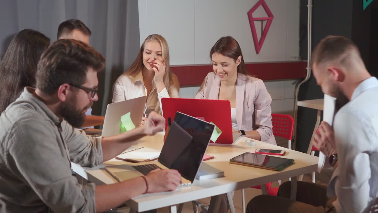 reunión del equipo de negocios