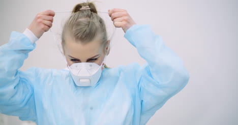 portrait of doctor wearing protective mask in hospital covid 19 coronavirus 4