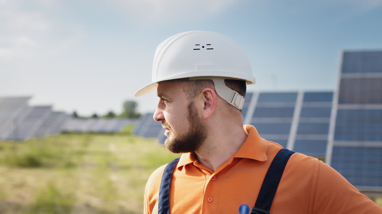 태양광 농장 기술자