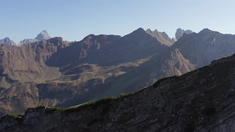 Atemberaubender-Bergblick-|-Bayerische-Alpen-|-4k-D-log-Rec709-–-Perfekt-Für-Die-Farbkorrektur