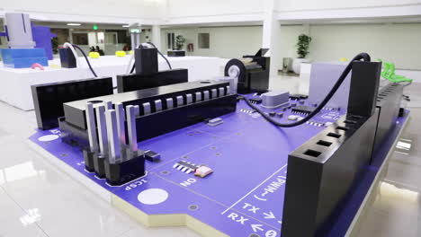 the largest arduino made of plastic pieces