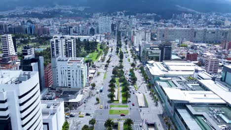 Quito-Stadt-Vom-Himmel