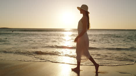 She-loves-long-walks-on-the-beach