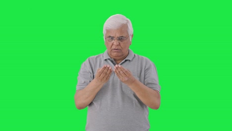 Anciano-Indio-Que-Sufre-De-Caída-De-Cabello-Pantalla-Verde