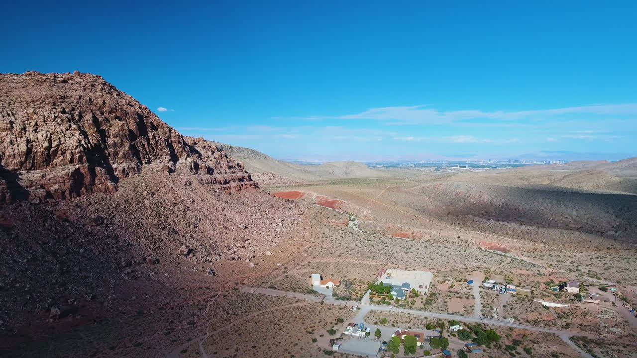 imágenes de drones del área de conservación nacional del cañón de roca roja de nevada