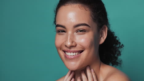 beautiful woman smiling with healthy skin