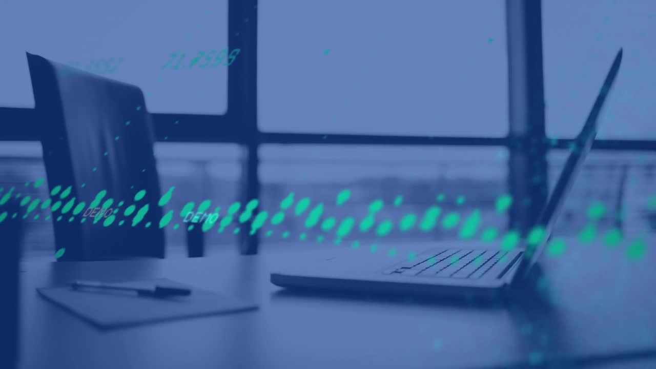 animación del procesamiento de datos estadísticos contra portátil, bolígrafo y papel en el escritorio de la oficina.