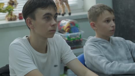 lección de inglés para adolescentes