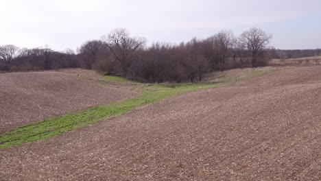 a farm in the midwest part of the usa